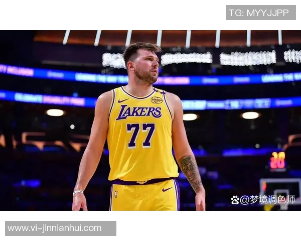 东契奇湖人首秀30场狂砍881分创队史新高超越天勾与老詹