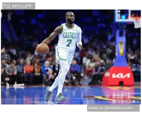 杰伦布朗赞沃尔什日益成长期待他在赛场上的精彩表现