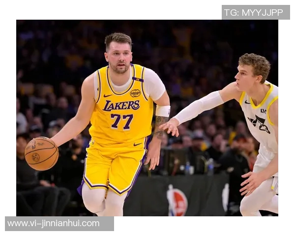 东契奇湖人首秀30场狂砍881分创队史新高超越天勾与老詹